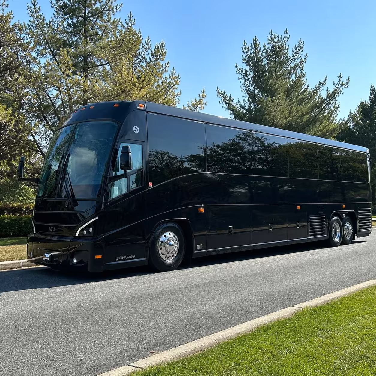 employee shuttle buses for jackson s jan airport and hotels