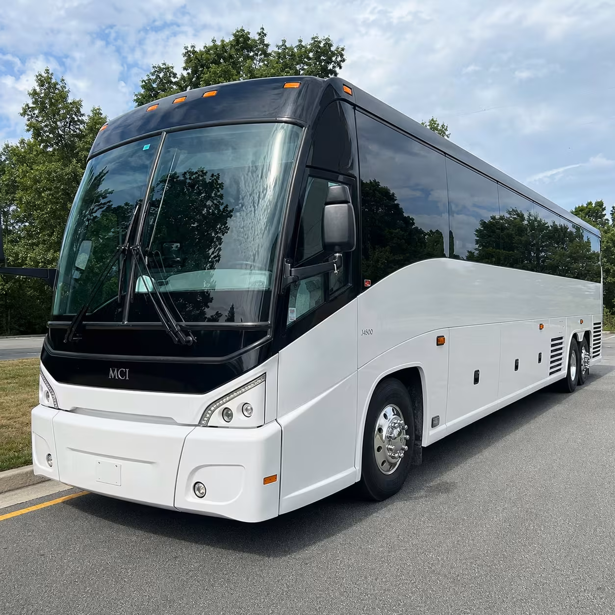 get a long distance charter bus for jackson sports teams and tournament travel