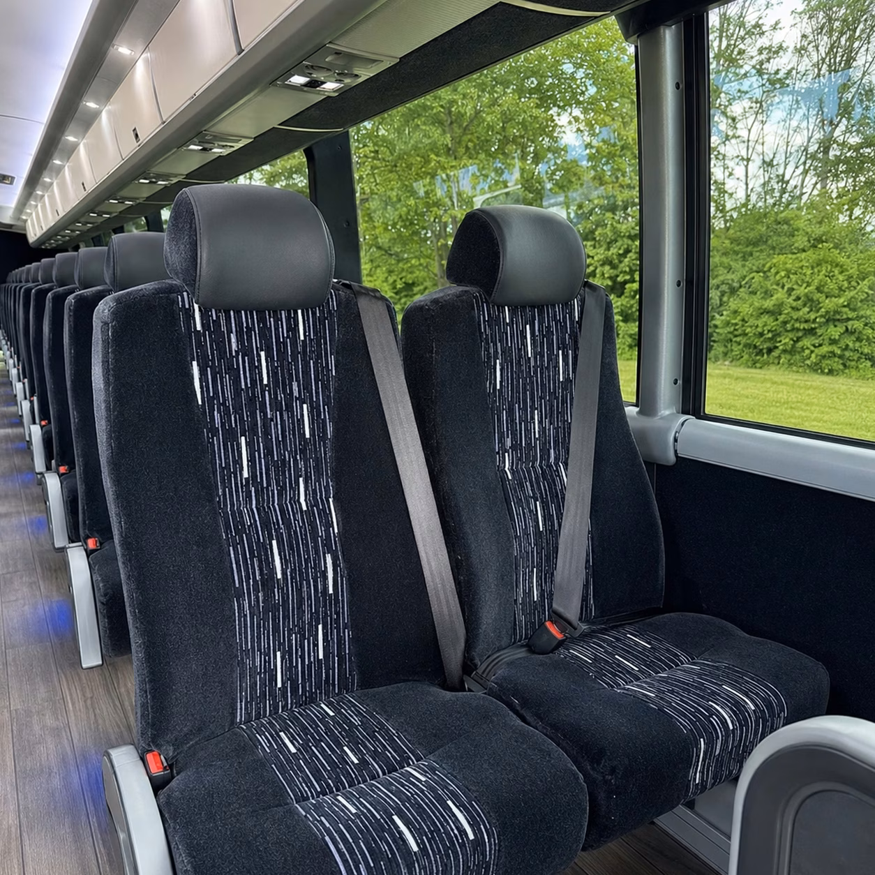how where and when you re traveling affects your jackson bus rental rate