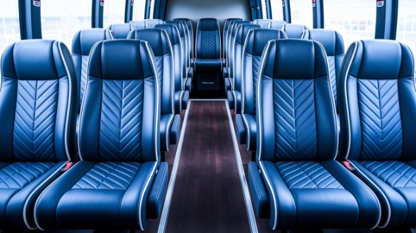 jackson 30 passenger minibus rental